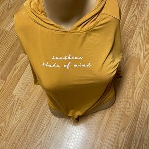 Bixby  95% Rayon 5% Spandex long sleeved hoodie Size M (8-10)